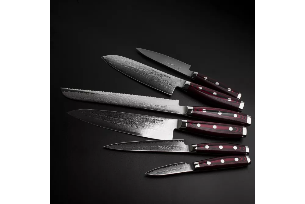 Матеріали та дизайн руків'я у різних колекціях ножів Yaxell