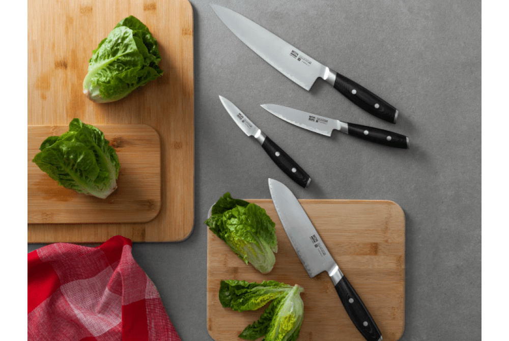 Сравнение поварского шеф-ножа и японского ножа Сантоку