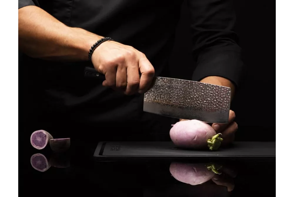 Ергономіка та баланс ножів у лінійках серії Yaxell