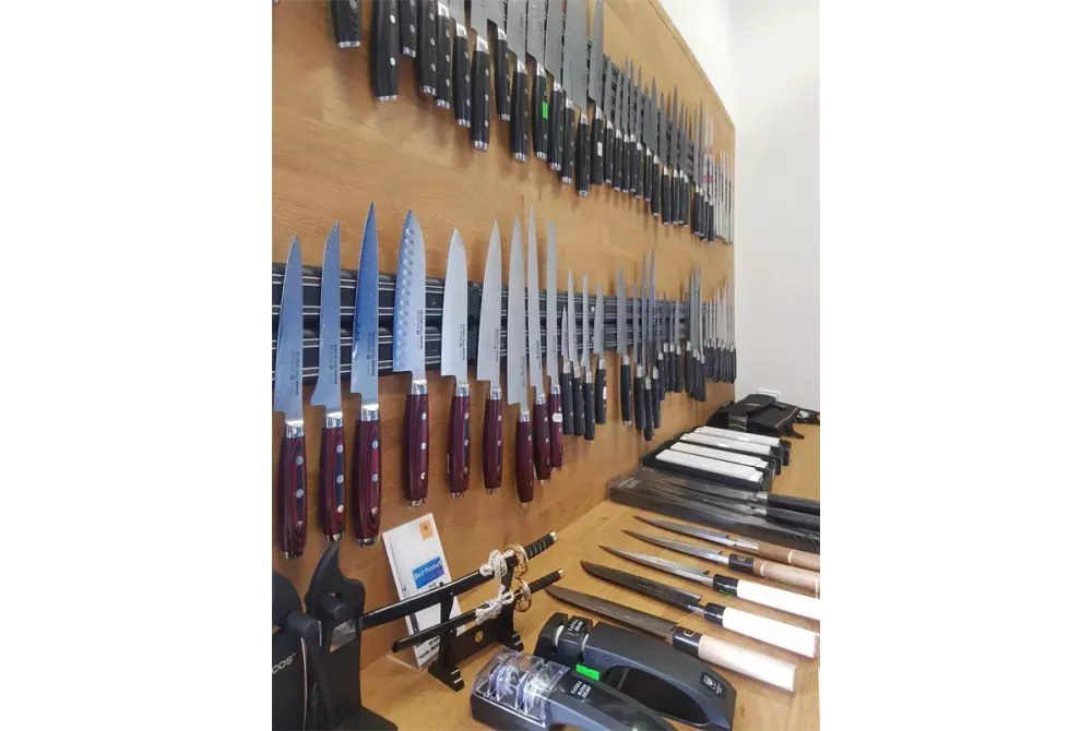 Догляд за японськими ножами з дамаської сталі для тривалого використання