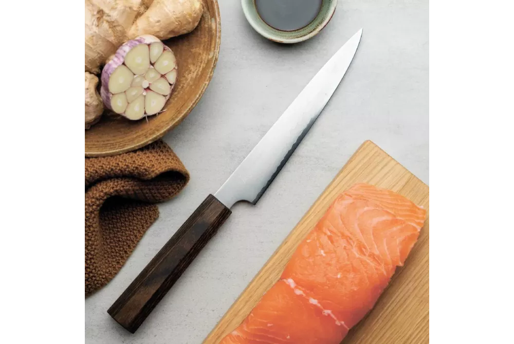 Японські ножі Yaxell для безпеки на професійній кухні