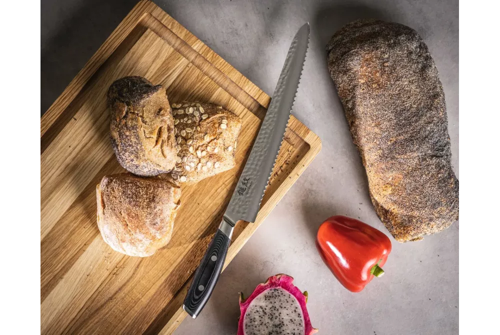 Японские ножи для хлеба Yaxell – легкая и точная нарезка