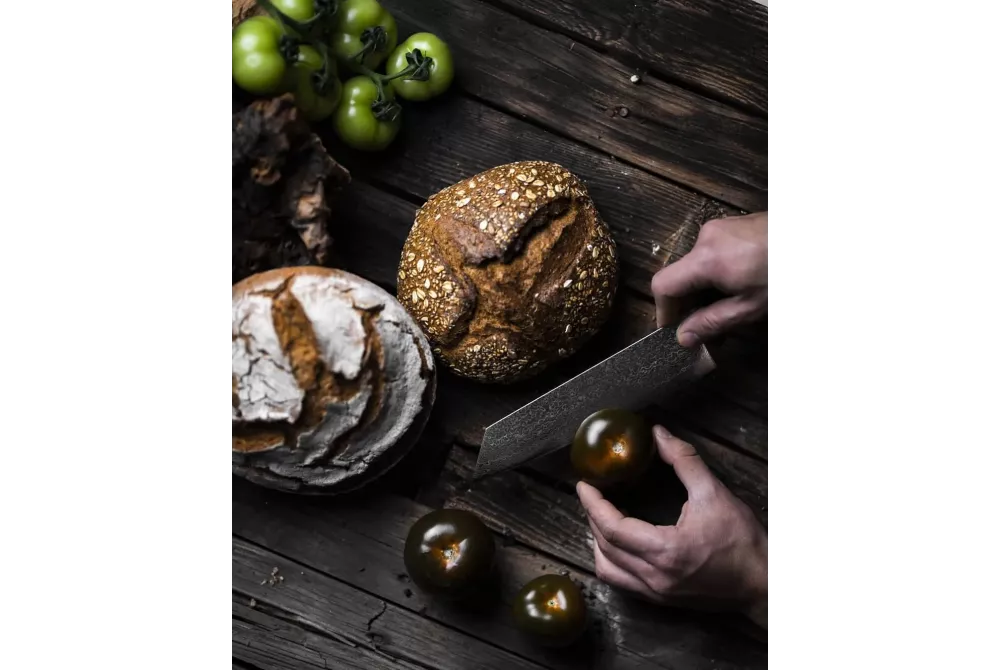 Кухонный этикет использования японских ножей из дамасской стали Yaxell