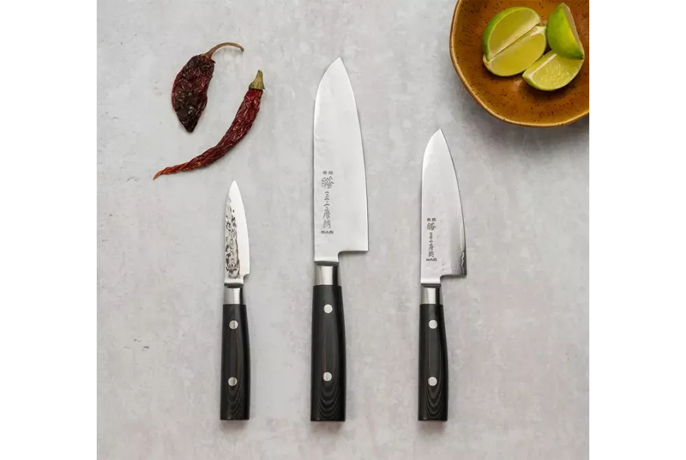 Вплив ножа на смак їжі – секрети дамаської сталі Yaxell
