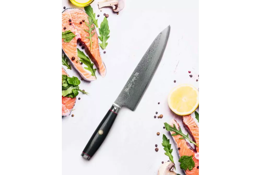 Техніка нарізки японськими ножами Yaxell для страв високої кухні