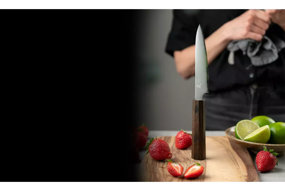 Японские ножи Yaxell для работы с экзотическими фруктами