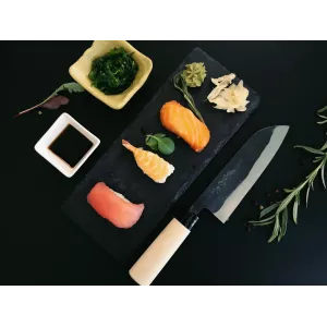 Искусство японской кухни с ножом для суши