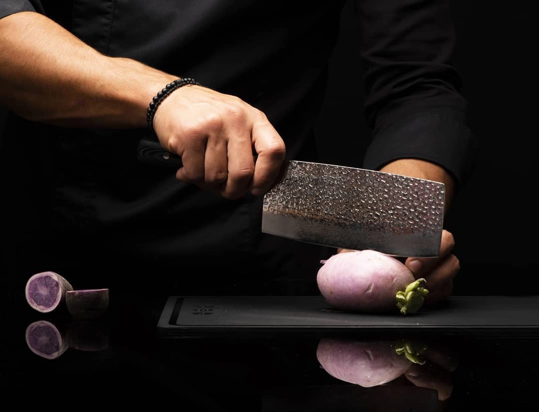 Ергономіка та баланс ножів у лінійках серії Yaxell