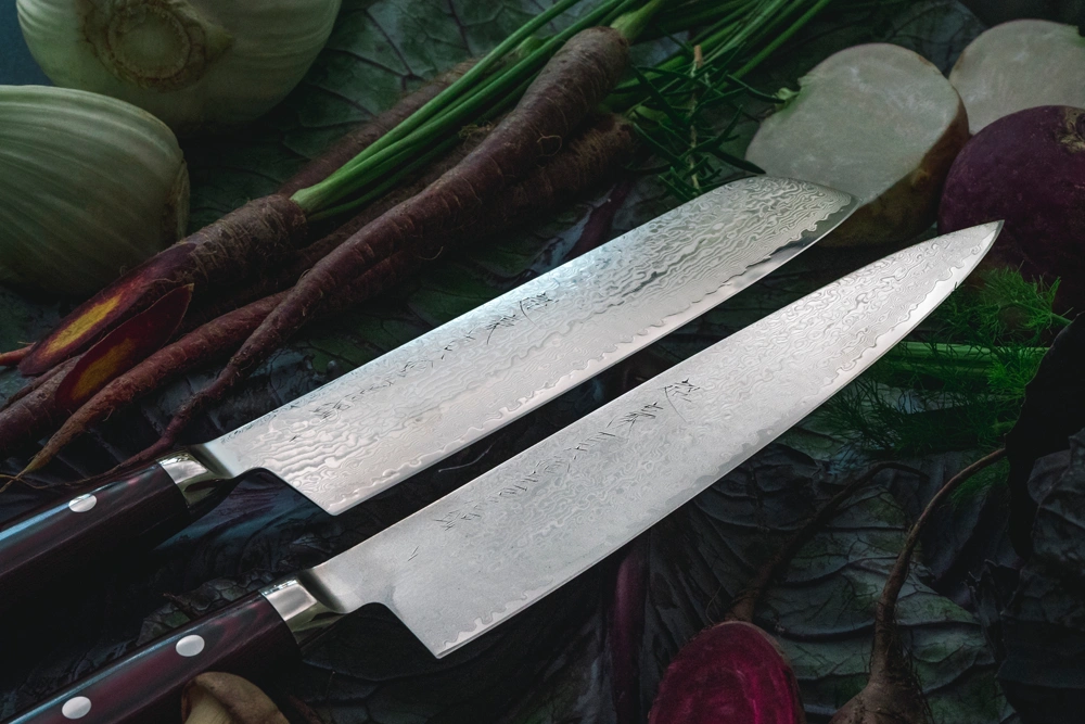 Заводське оздоблення лез fit and finish у Yaxell