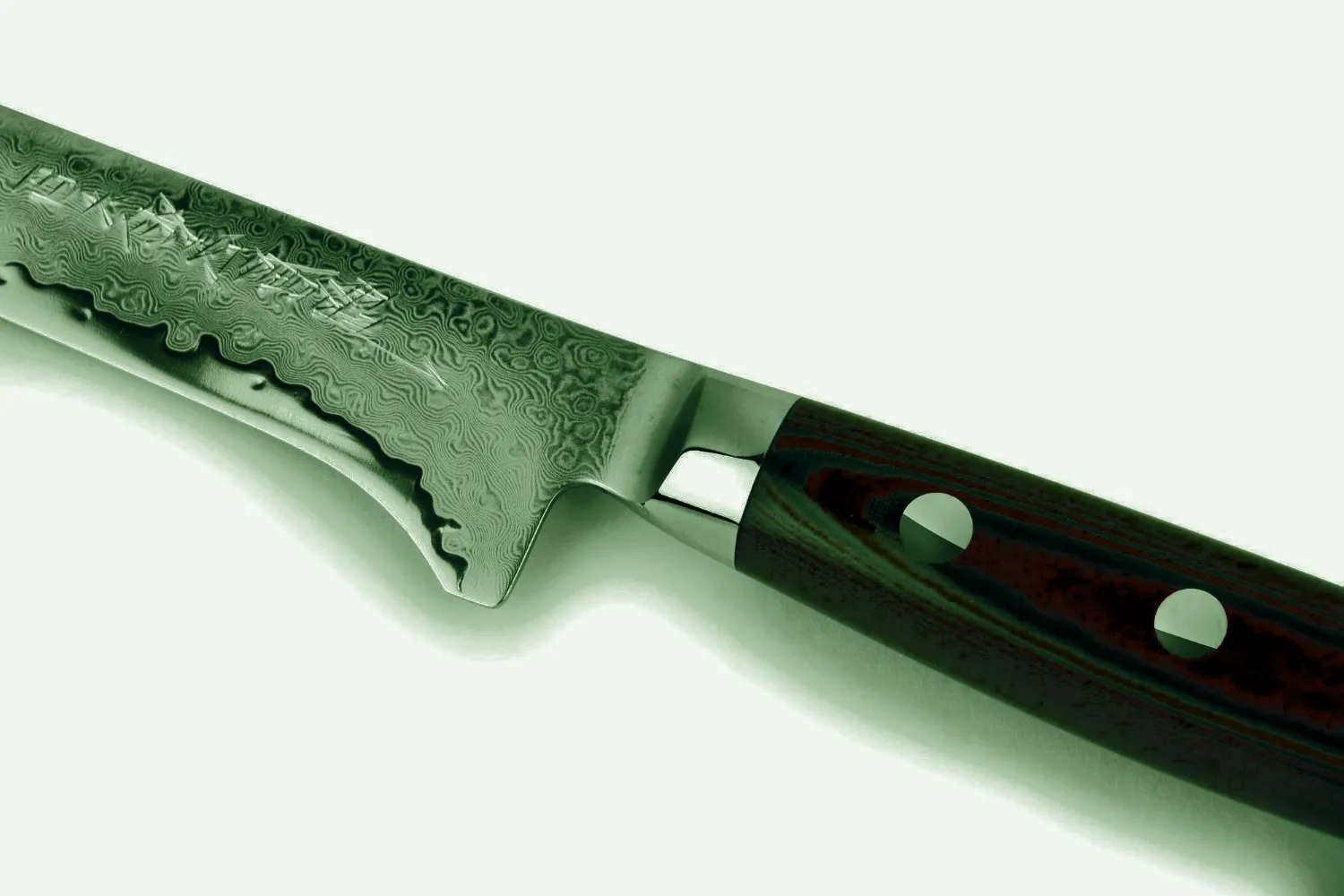 Как правильно пользоваться японским обвалочным ножом?