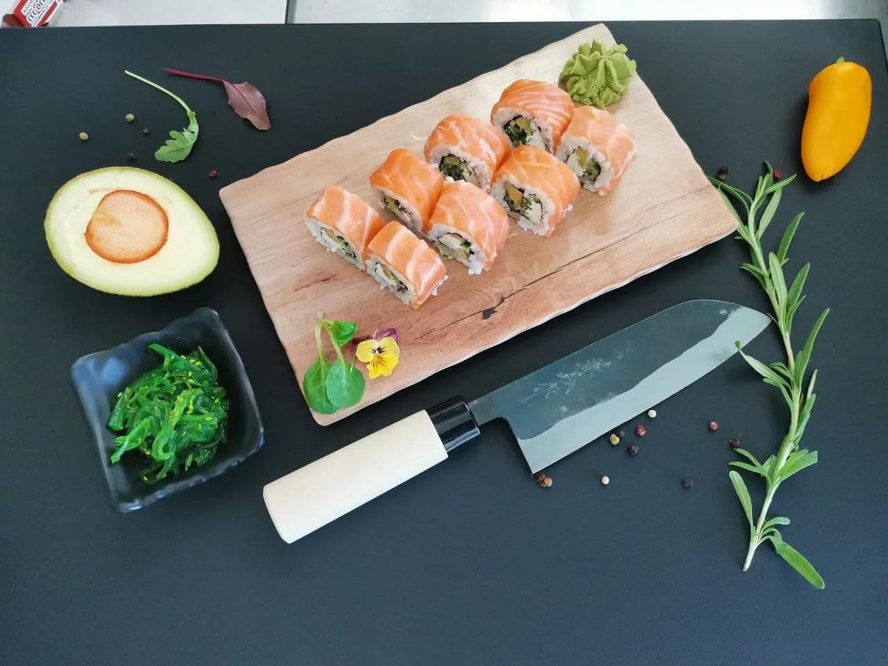 Особенности использования японских ножей для суши